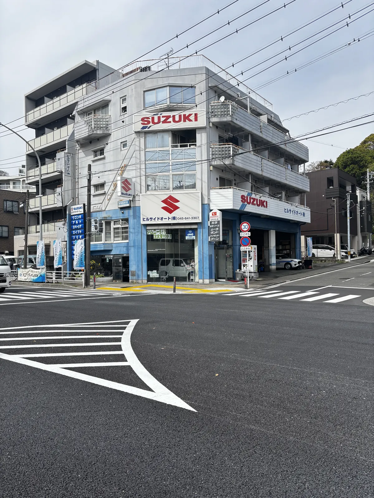 Hillside Auto Inc. storefront in Yokohama